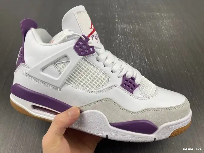 SB DR5415-150 Jordan Retro 4 0628